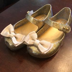 Mini Melissa Size 8 (Golden Glitter)